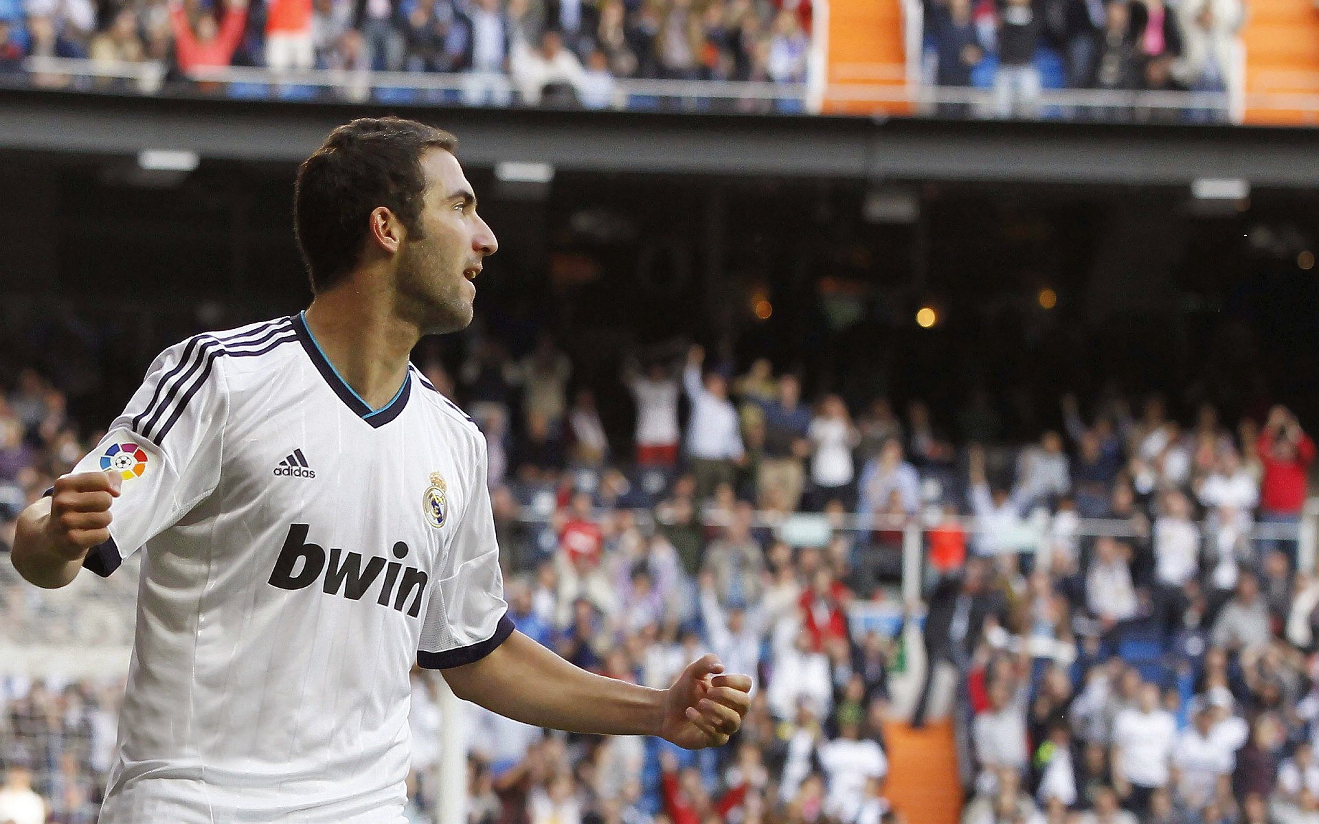 穆古鲁扎新星败北表现突出，IG前途光明！全场沸腾不已