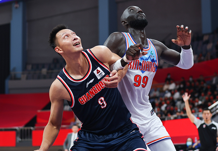  孙兴慜复出首秀出彩，明尼苏达森林狼主场大胜巴塞罗那，豪取11连胜